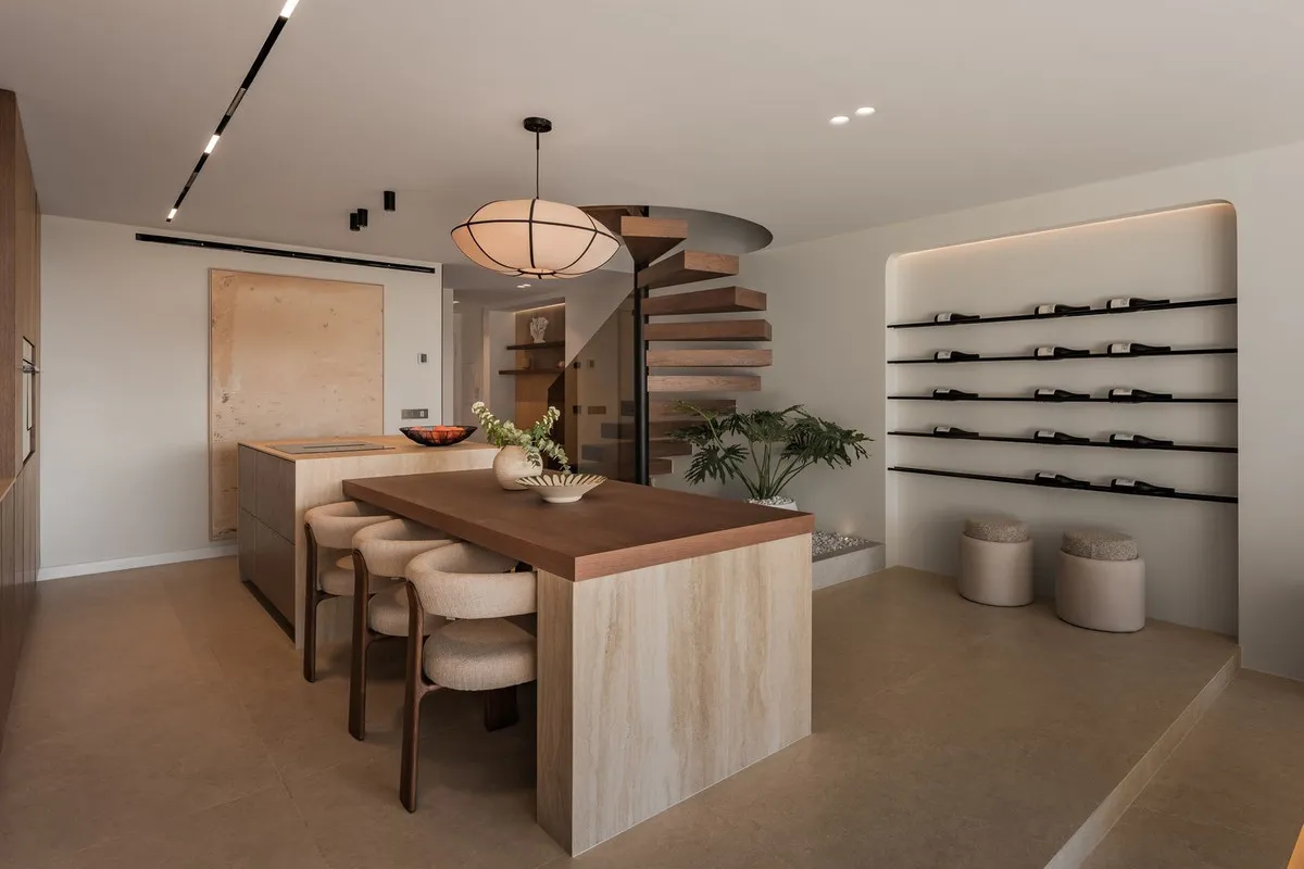 0ae7a463-ea9f-4a5b-9256-c704ee4a0b36