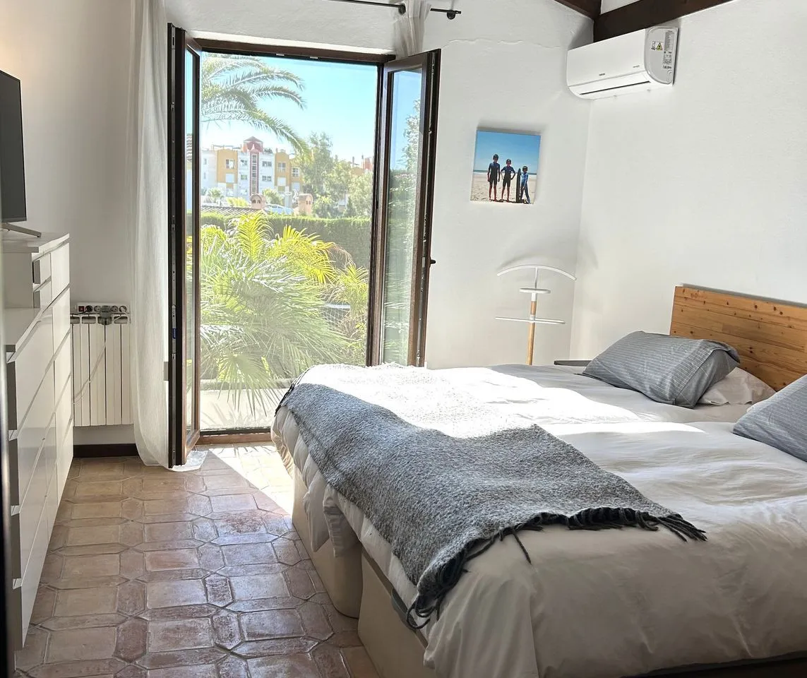 b89bef77-159c-45b6-b563-be93afe14097