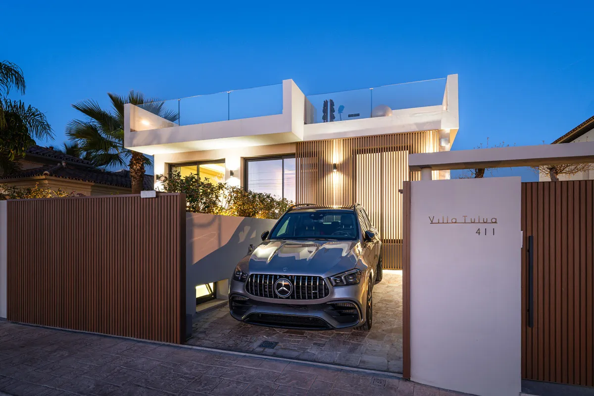 7ca732ed-1ffe-4e4a-9c72-c95420188bcf