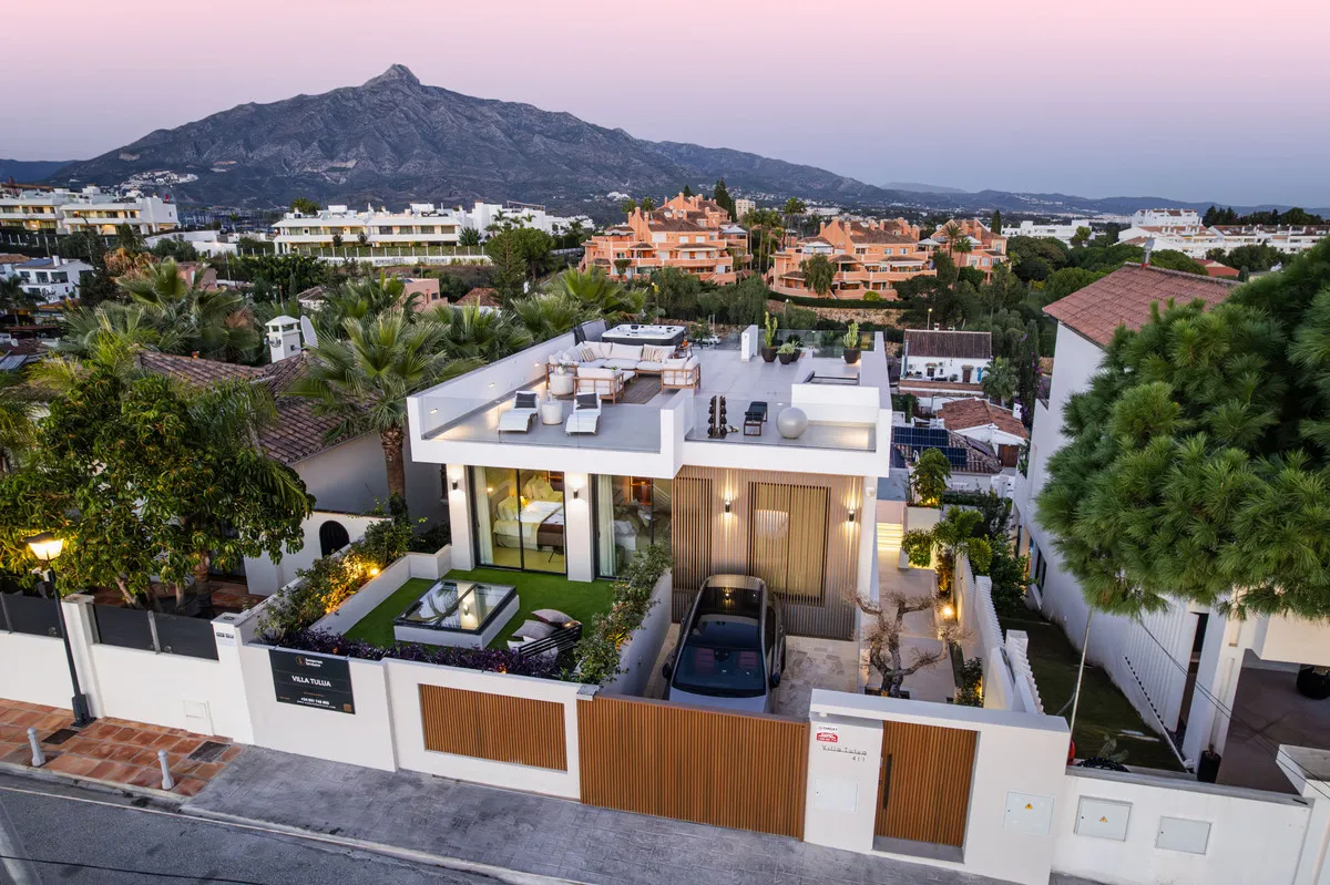 c2a26767-02d2-45a1-9464-0ce2bd73e814