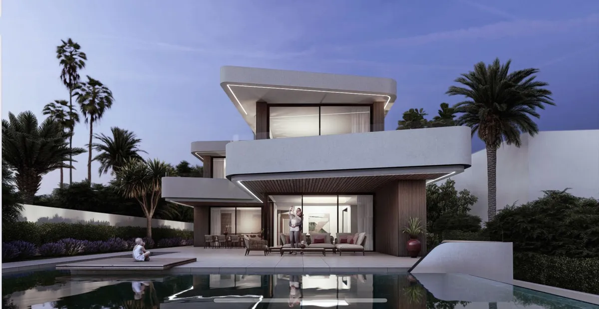 Luxurious Turnkey Villa in Xarblanca, Marbella