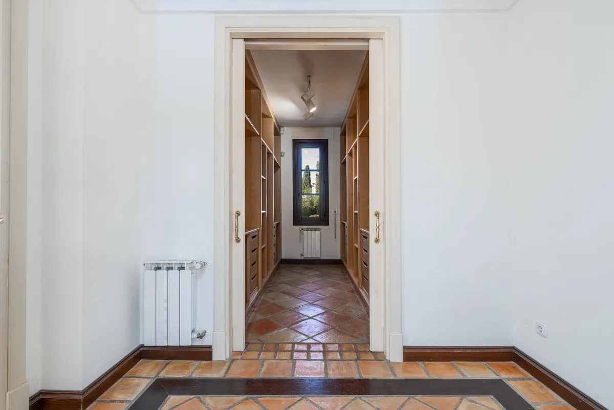 087c0fda-a208-4e21-845c-df0e1e108c14