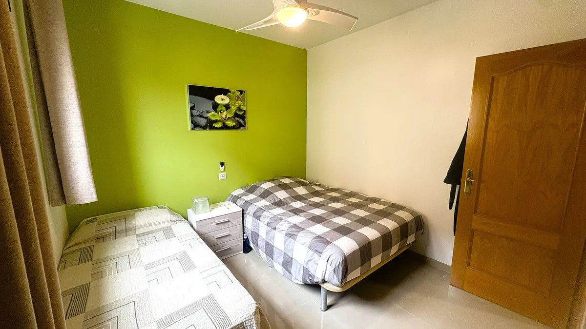 2c93bff9-9efc-483a-b5f9-93e3e4213dbc