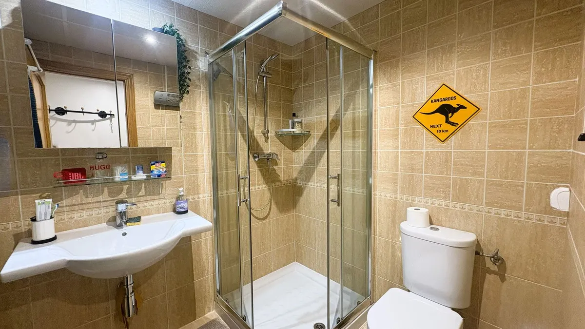 f65f0288-8ee1-4c56-9bf9-b6b8bce03689