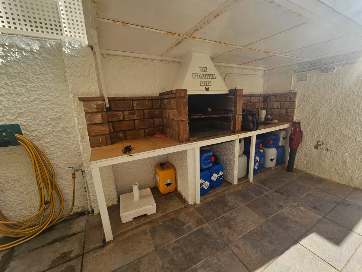 5f1db63d-b145-4d74-86c9-09e7d773fa18