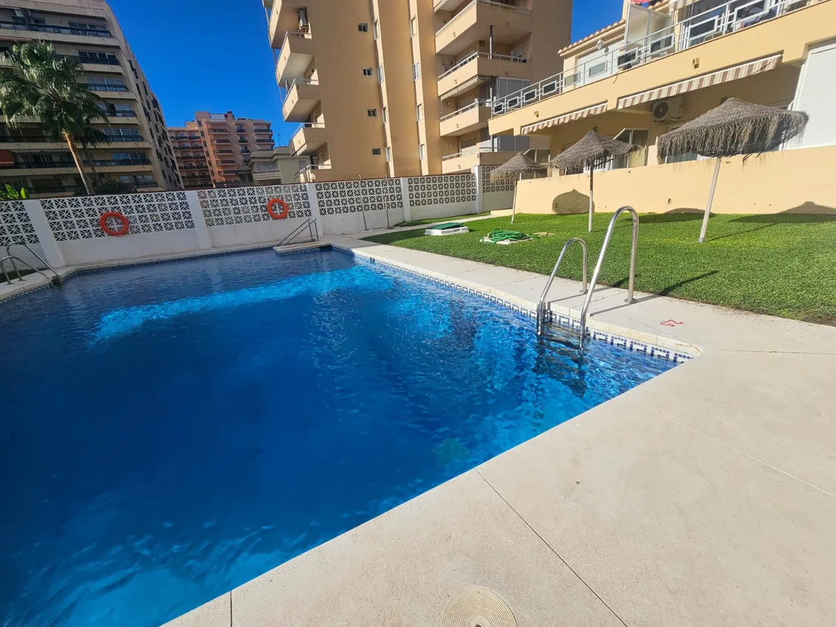 Bright Sea View Apartment in La Carihuela