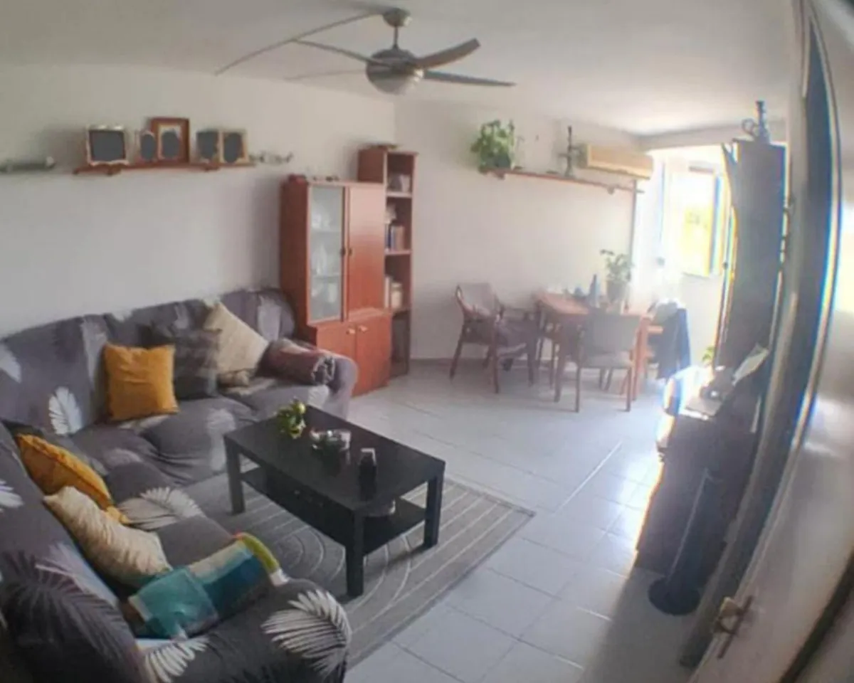 644fefd4-3d1c-4413-ad43-957079bc4ef2