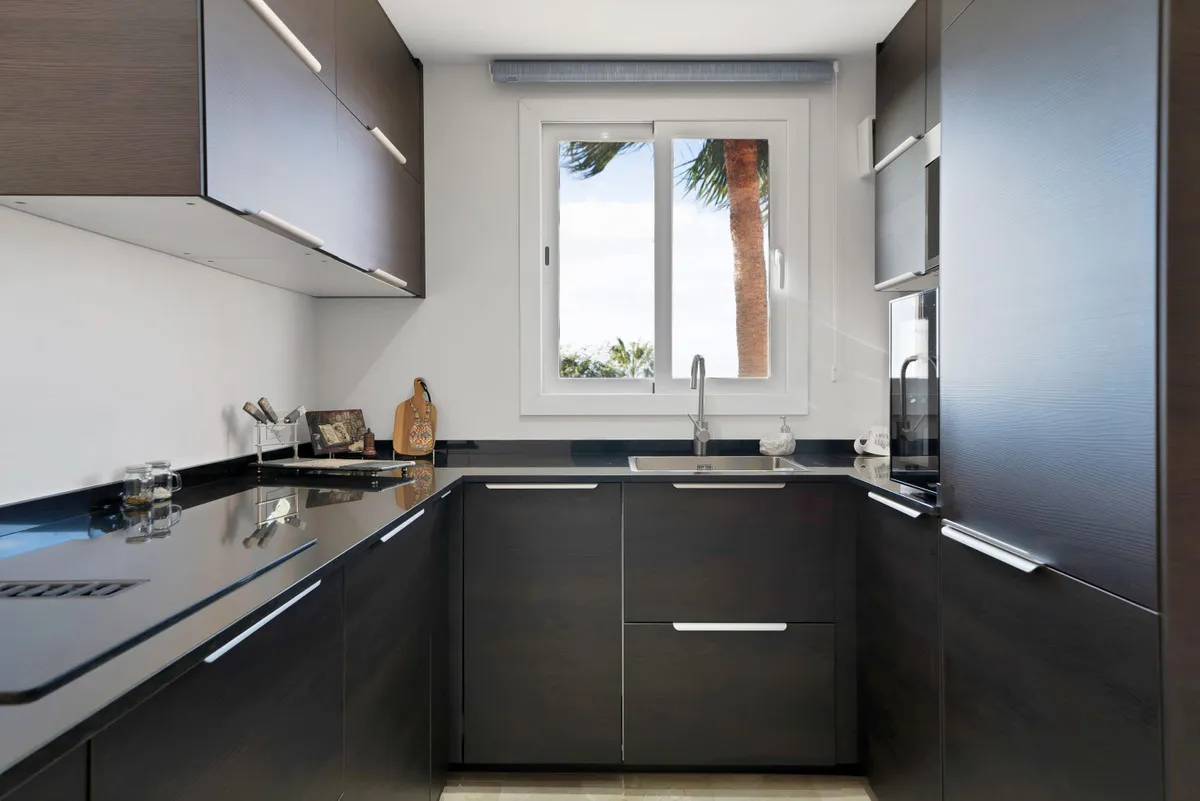 675594c2-38e9-420a-9bd1-7e5c9b019746