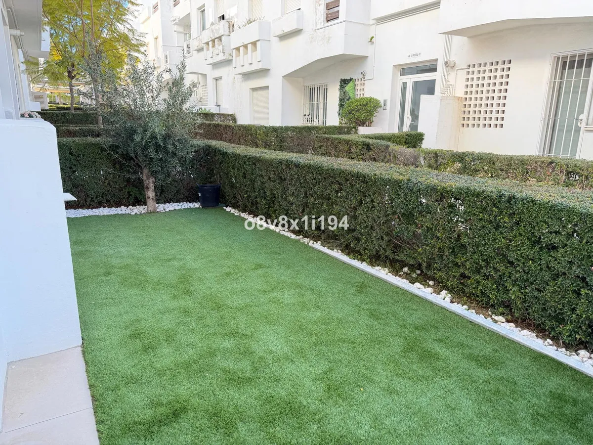 aa262742-37bf-421a-a414-e57f74b011e2