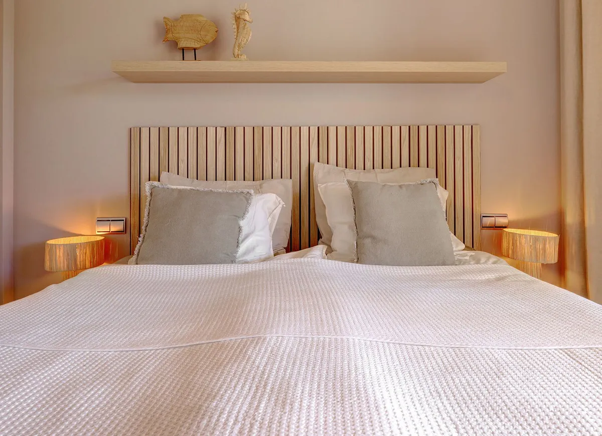 05b2cb53-d2a1-4d7b-89a6-5305c06f23f7