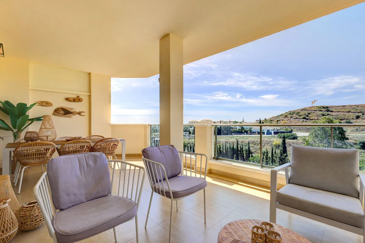 11d644cb-82ff-4c93-88a2-9bd43cd280ff