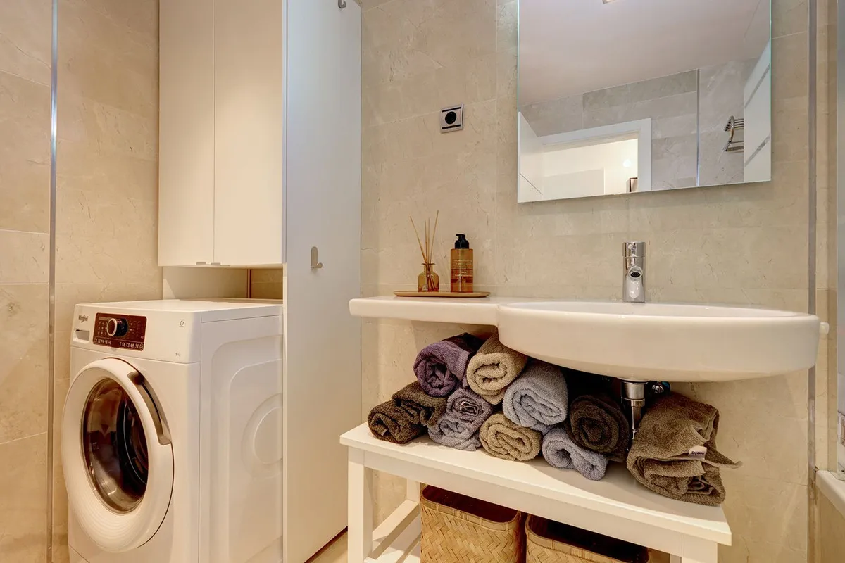 47732854-4b7c-42d3-966d-cd872b83ec52