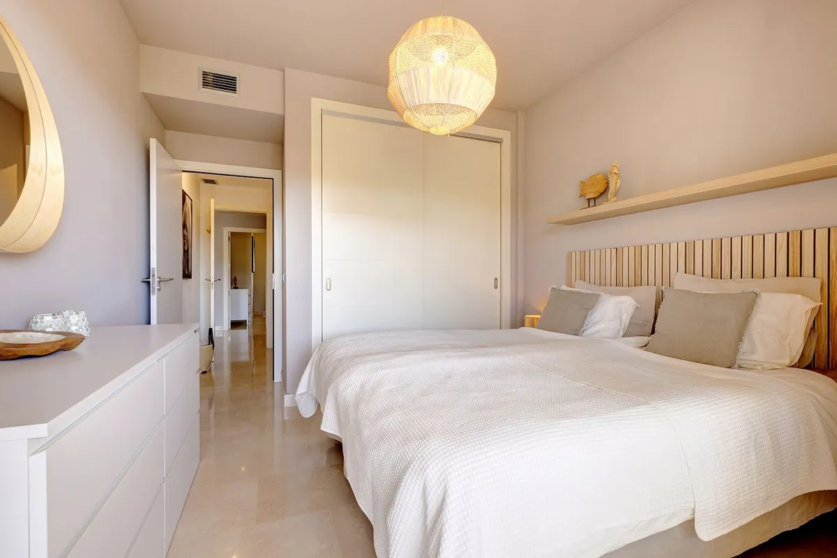 ed799325-7688-429c-8c11-48782030facc