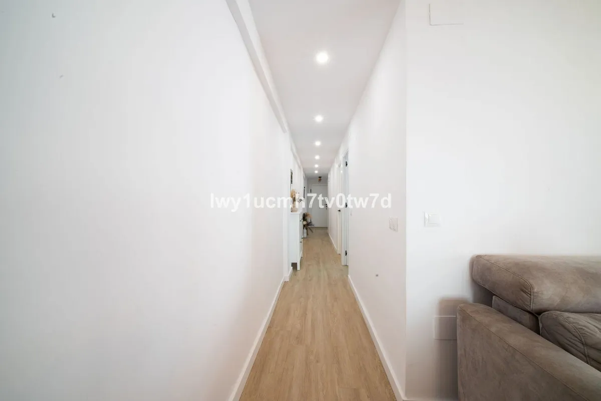 6803ce41-faed-4d8d-bdc3-66cd0c354960