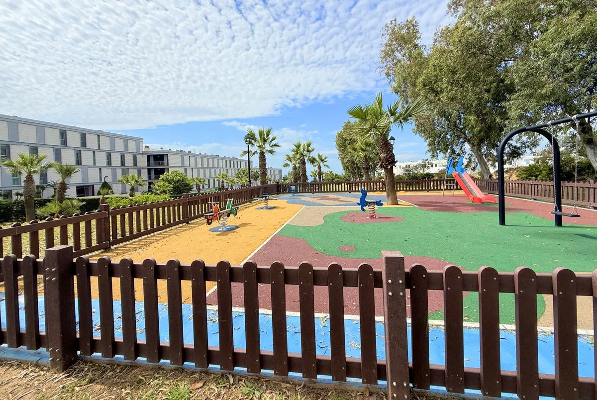 a9a74422-7023-484d-9349-99c3a8f54e4f