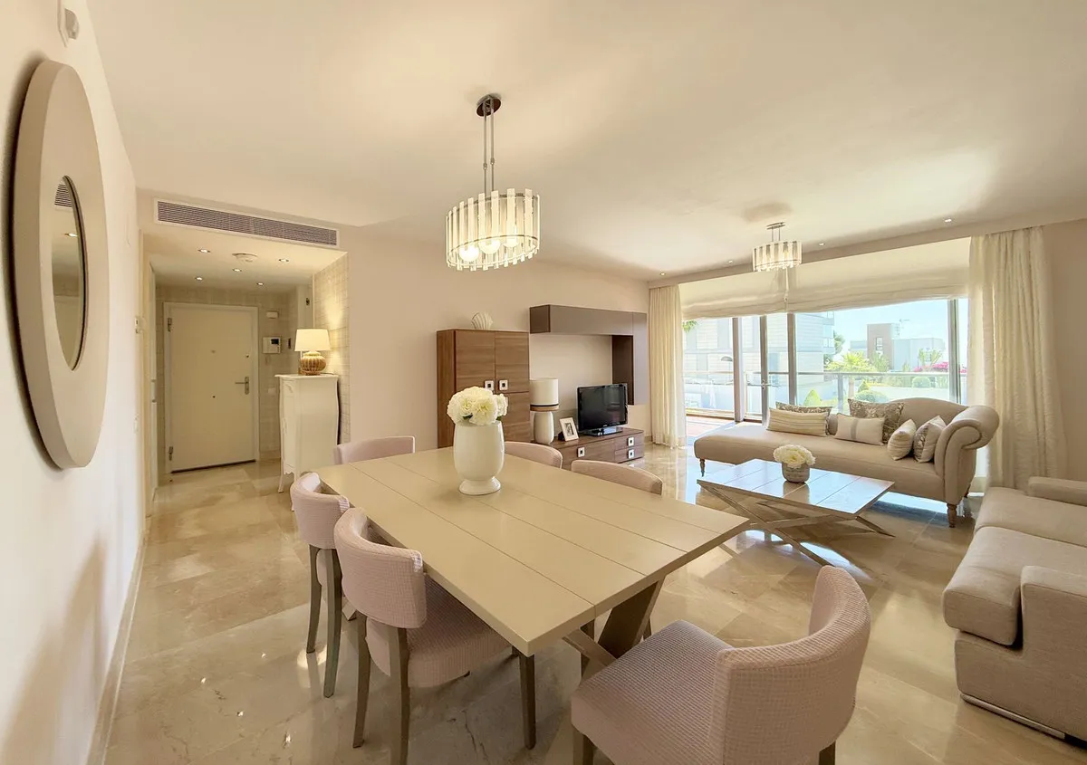 c7c4ce3f-e2a8-4ea7-8ca2-d4793908ab79