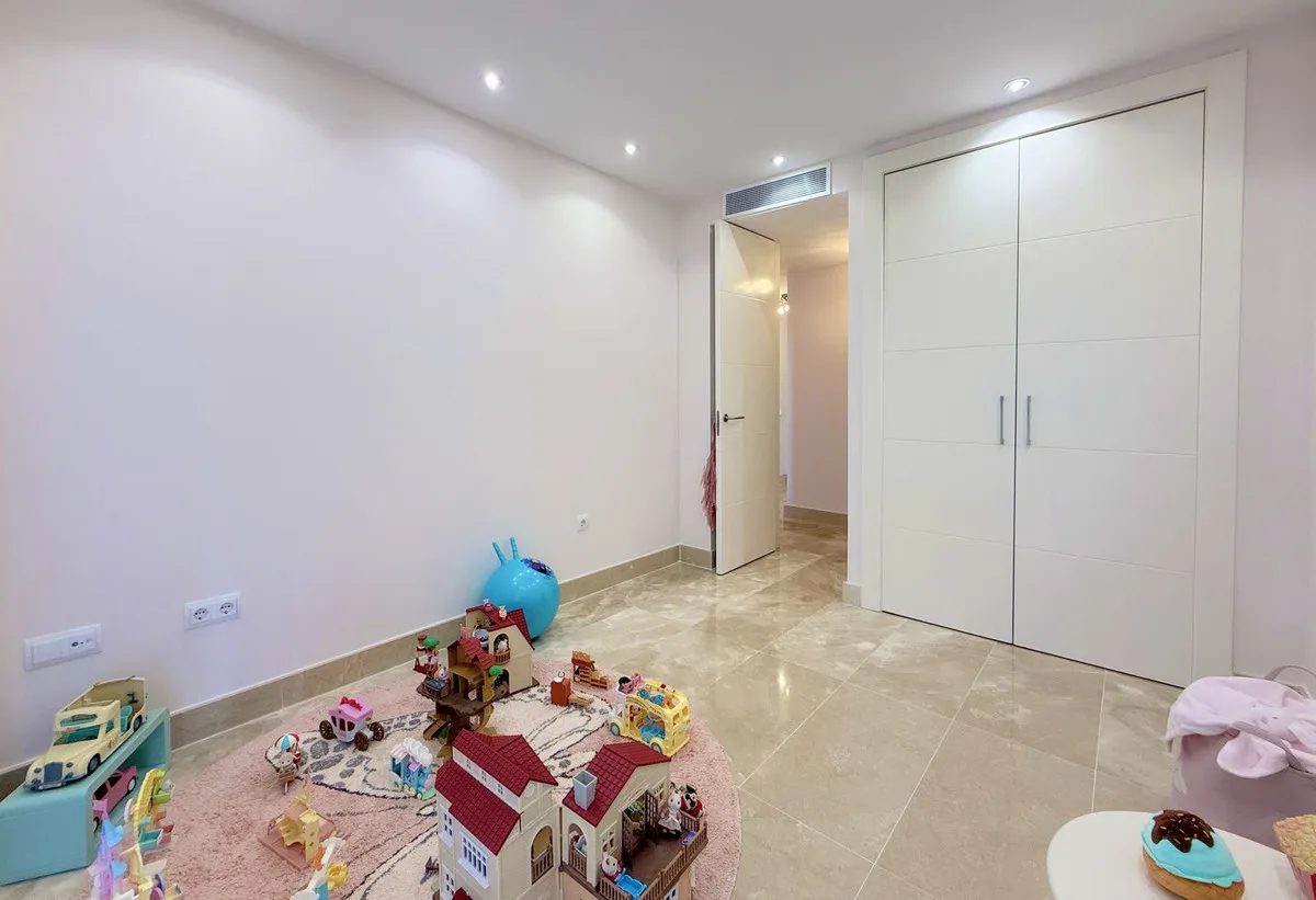 c8d8fc07-9831-47a0-9d51-d29b0ad2145c