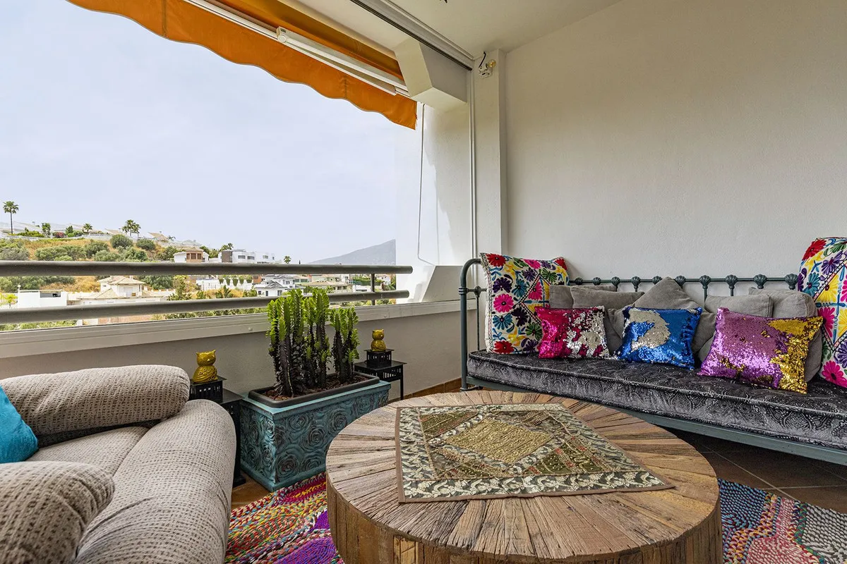 39fb1f64-7628-47b5-a93f-b12463c41e95