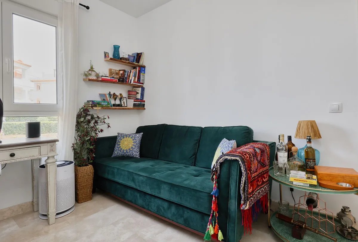 a175bd17-3948-47c3-b6eb-9289732f0975