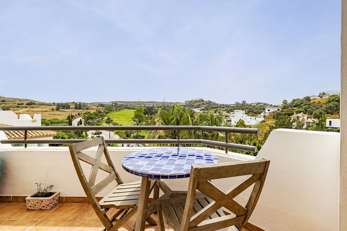 c0c85f78-fff6-42e9-a480-9e3aabcc2d3f