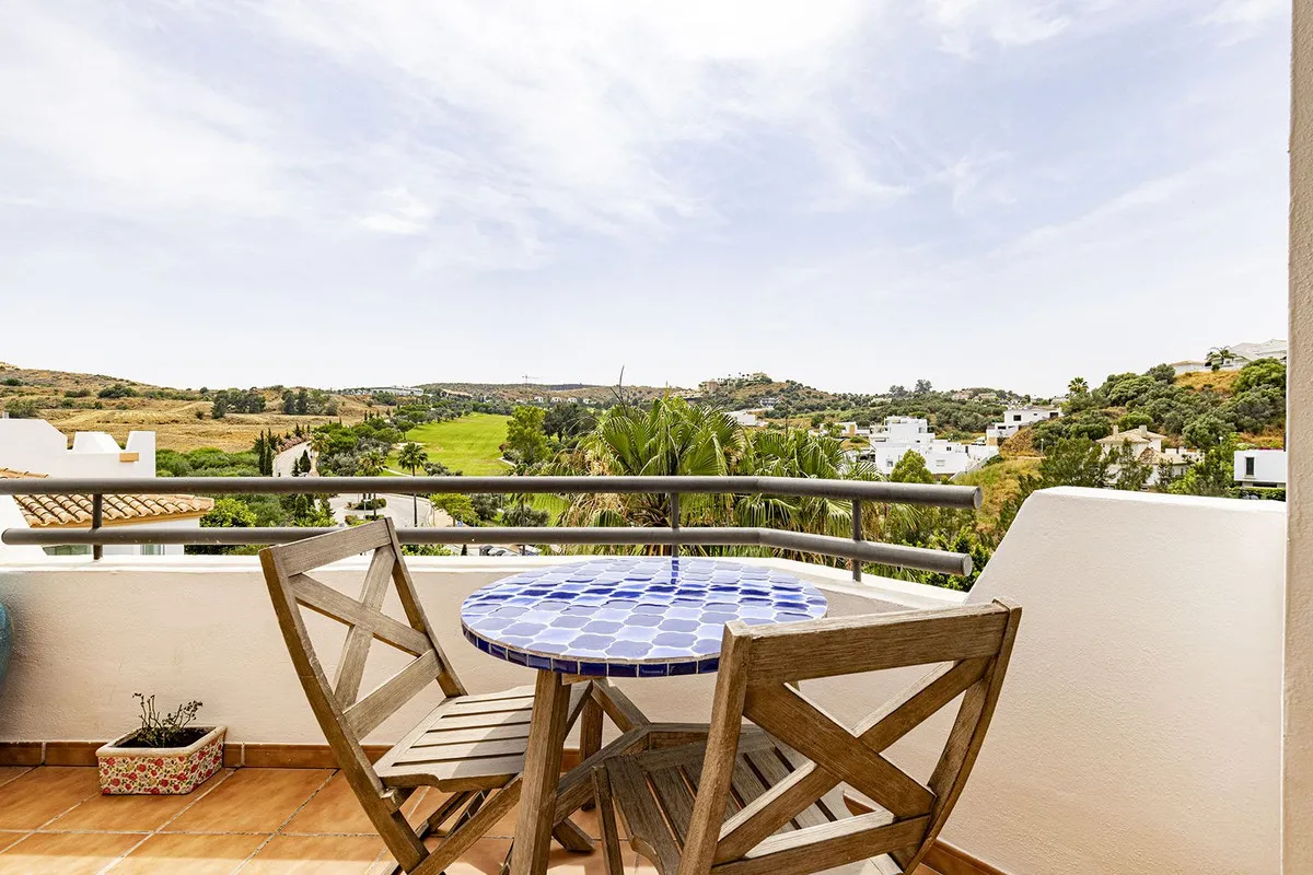 fc9b591e-c9a9-44f1-8a28-fcde28b1cecc