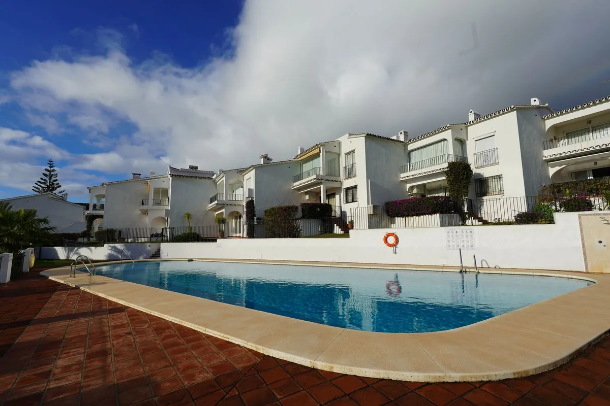 590cc9aa-a7db-42ab-9c9d-19b9741c1217