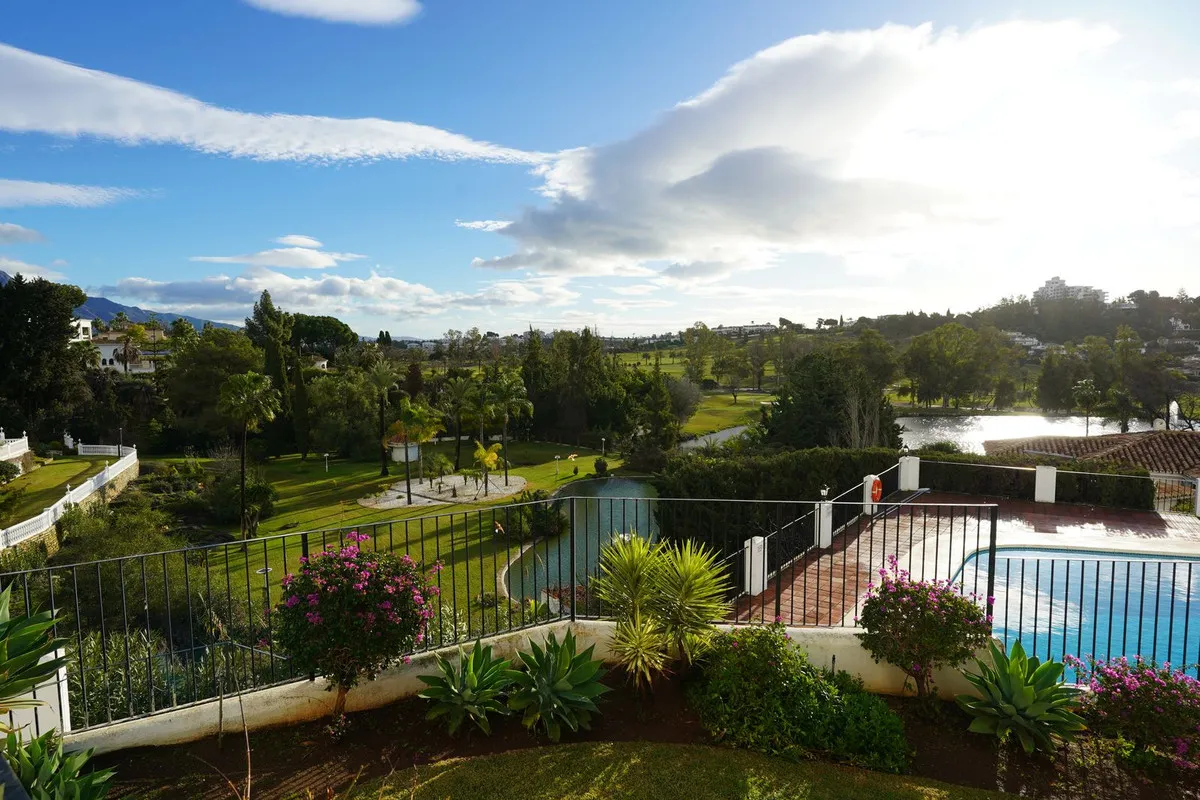 98079f6a-27dd-45ec-97dc-385032c2f72a