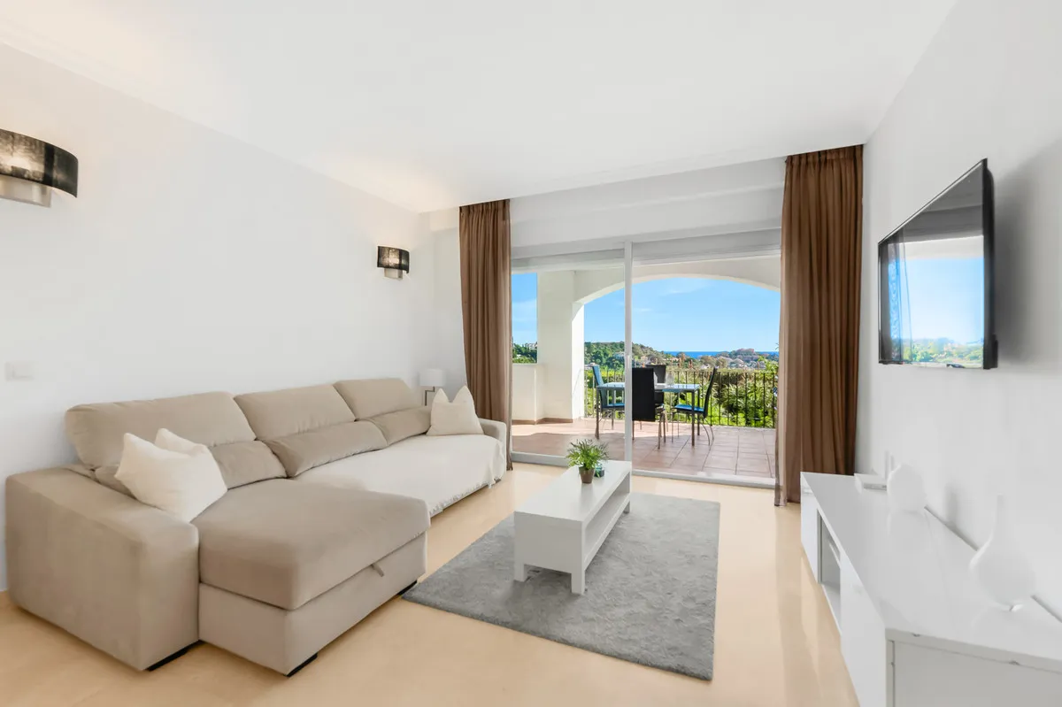 c3332b75-6f17-479c-81bc-d53fd9a6e149