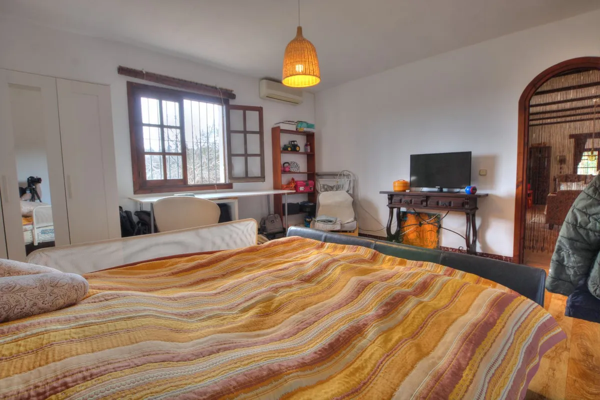 09621f52-2866-408a-b36d-f82b94566e80