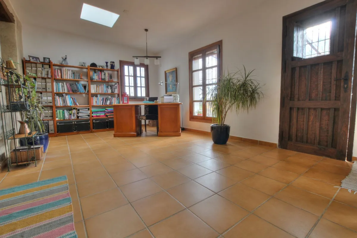 66b5f2ca-0e64-42aa-bbda-d29879c657b5