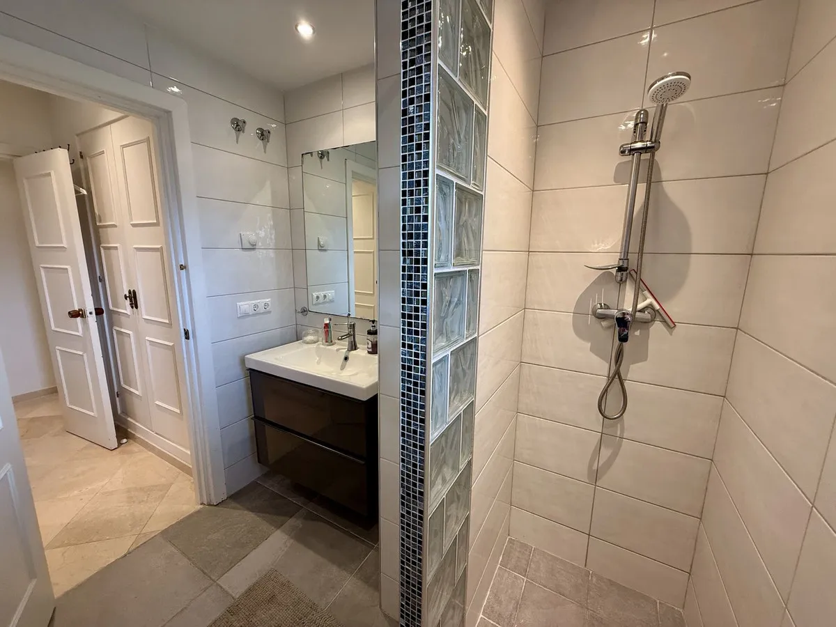 0182fc77-4644-4ef2-bcc4-ecf97c8c41ec