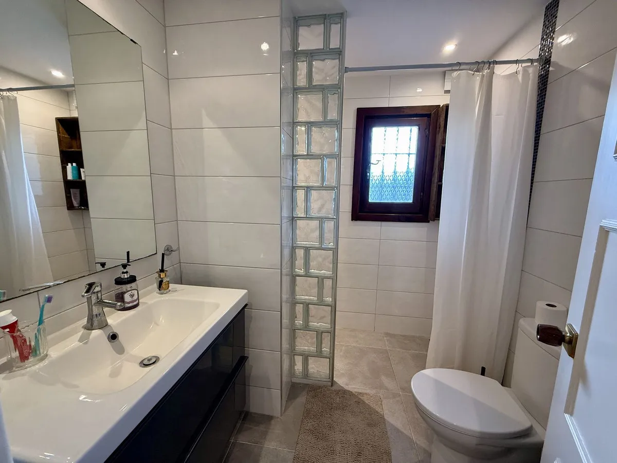 517d84cd-62cb-49f4-8a83-c607402a02db