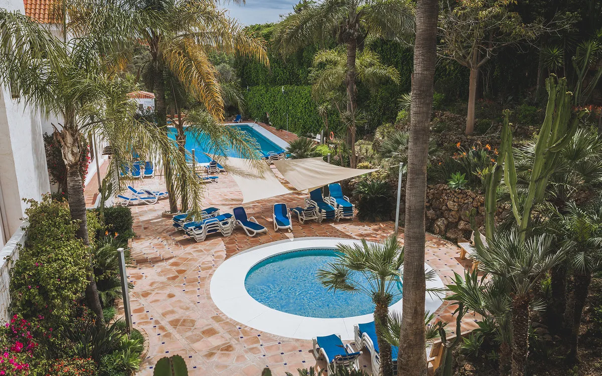 2e517c82-c498-496a-8749-ed62c5ab251e