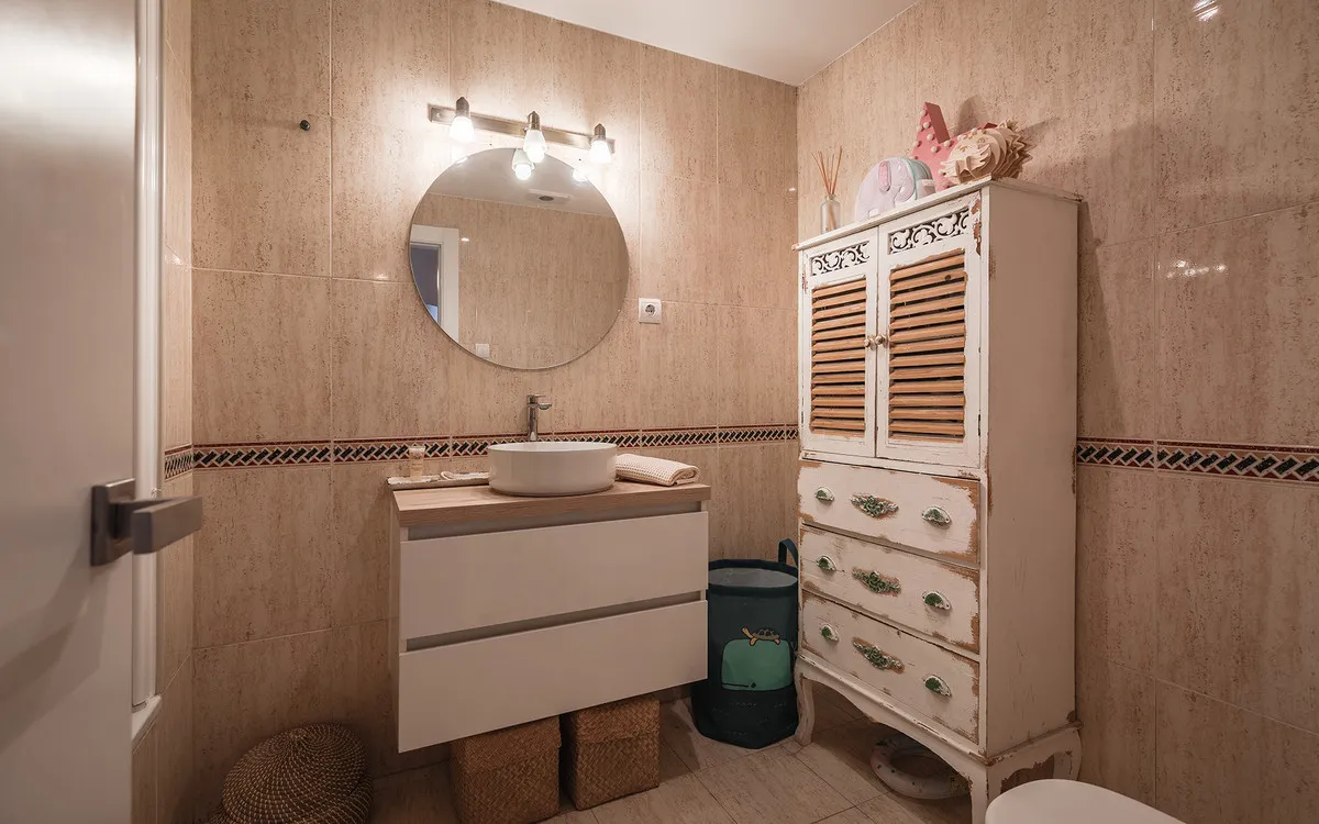 44c28956-af79-40a3-af1b-c563cec994cb