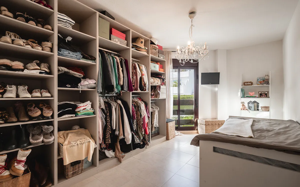 82fb7973-9db3-4563-b8ab-877fa5ed34ea