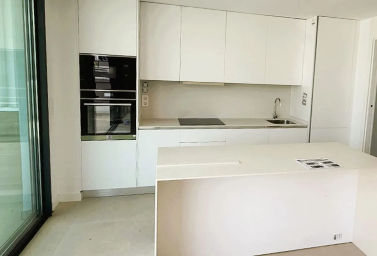 0101e2cc-1637-4514-8573-1fa0167b9357