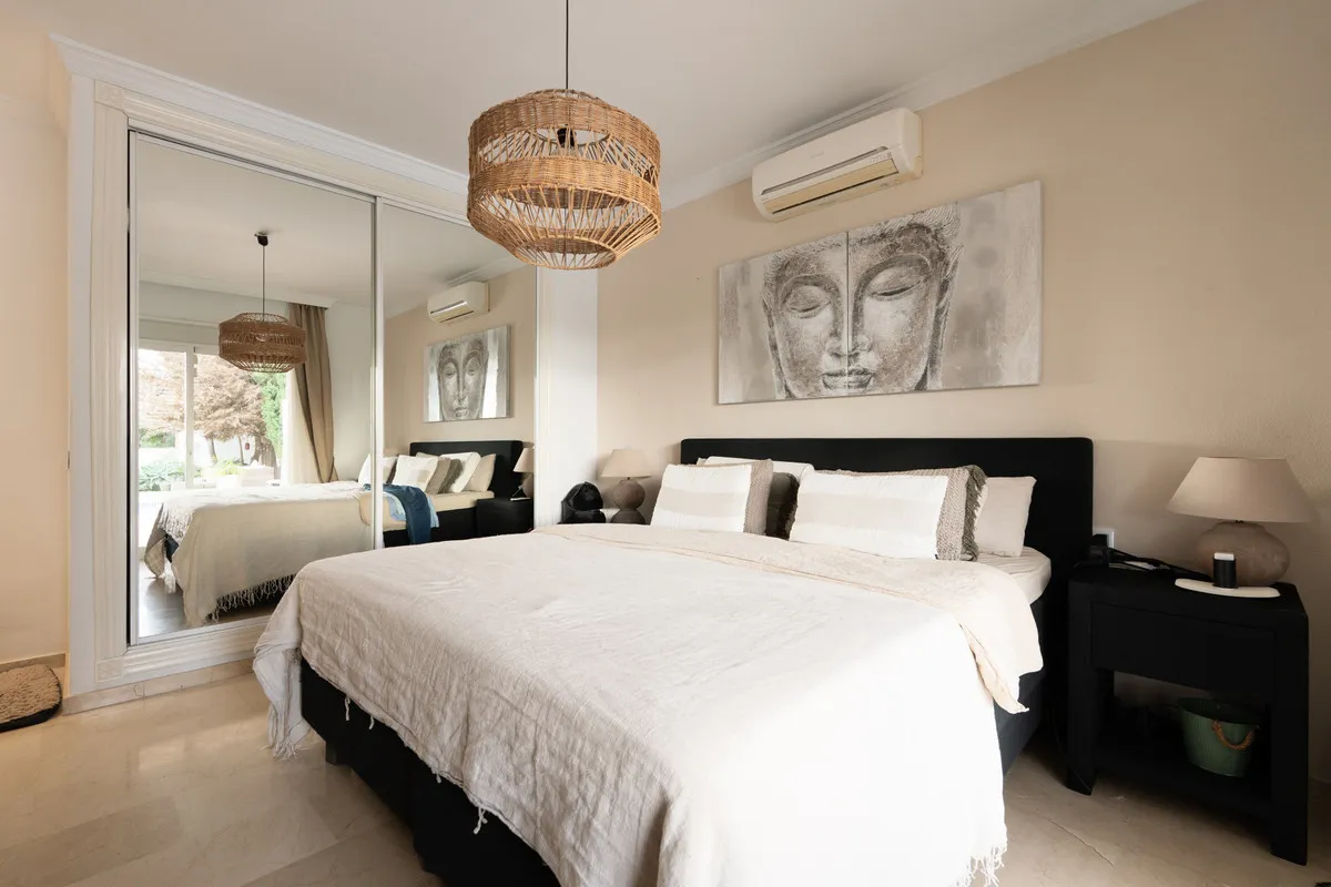 0d30cb4f-dbda-4caa-a6cc-6767511c3cf7