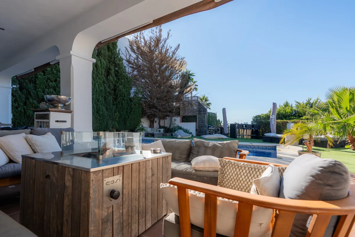 6f611259-9f3b-4d47-92d5-814c2aa1f95d