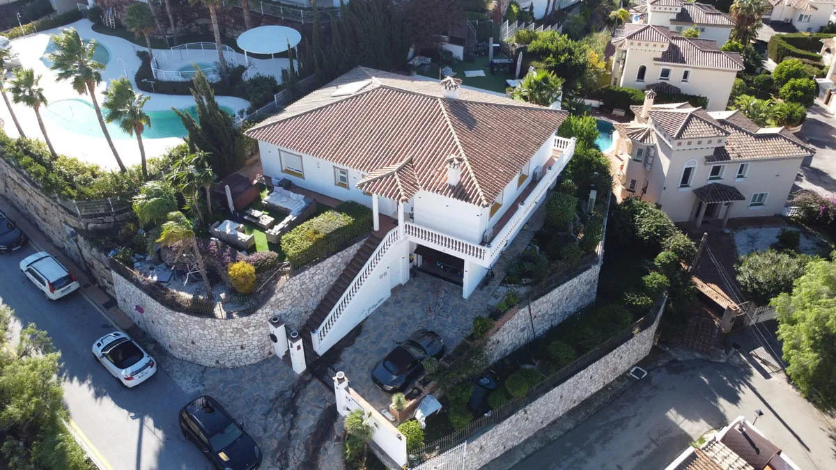 e0d5d780-050e-4660-8d65-6890774f2da8