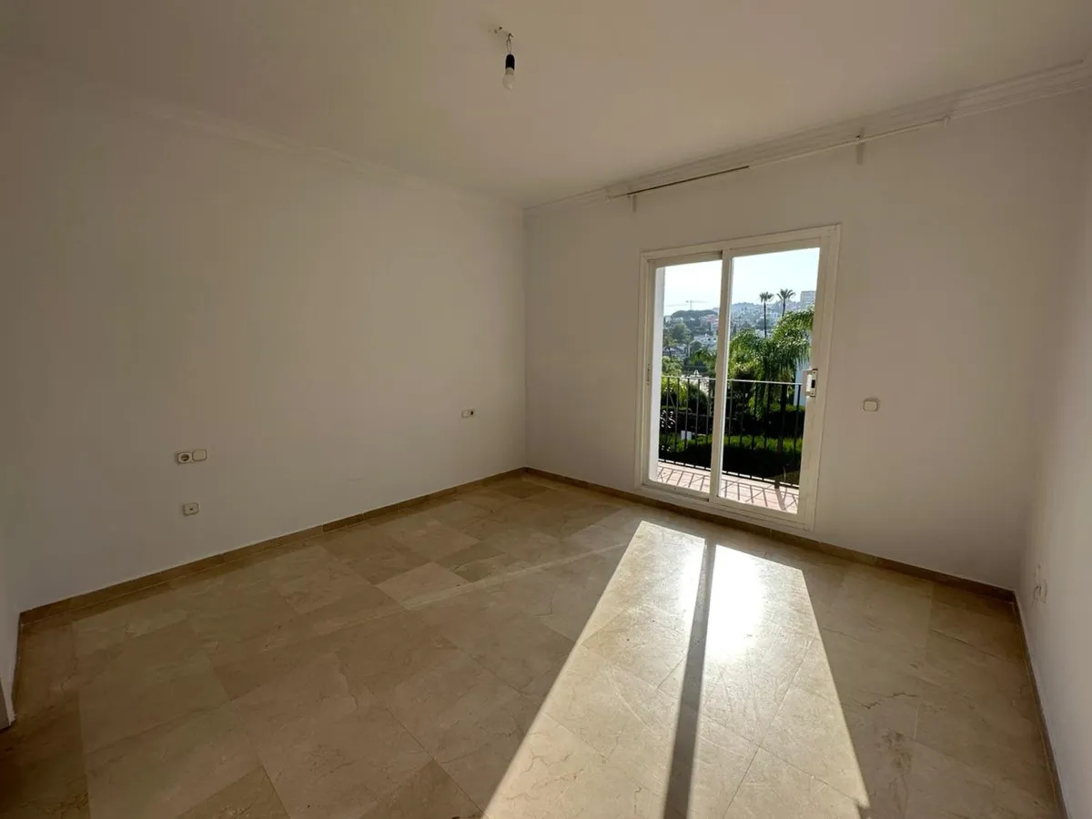 0764b519-d4d1-4868-a7b0-20357be6b913