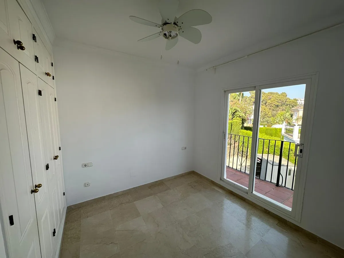 a6460462-426f-44cb-a76c-5f5c34e77f68