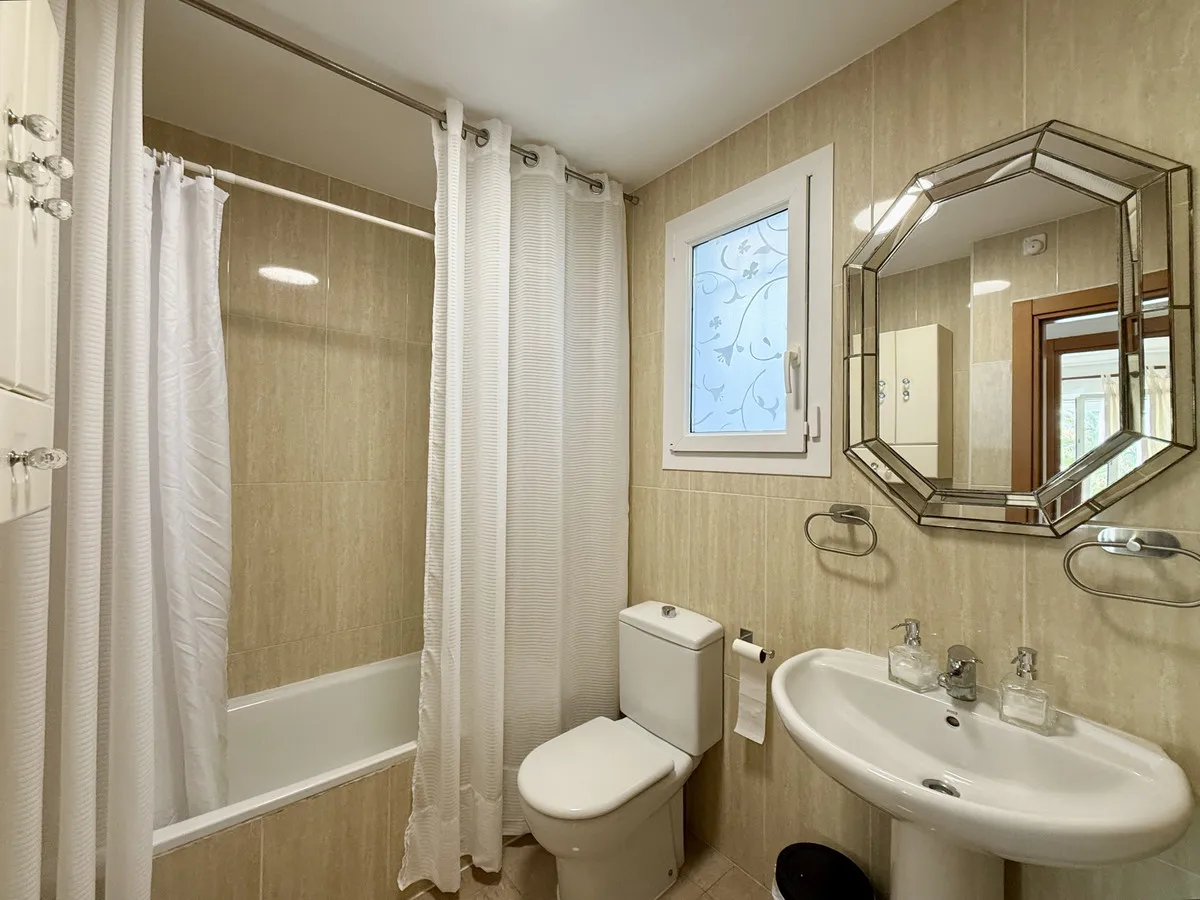 f88e6118-3c2c-44e9-b751-a2b4d5d6ad88