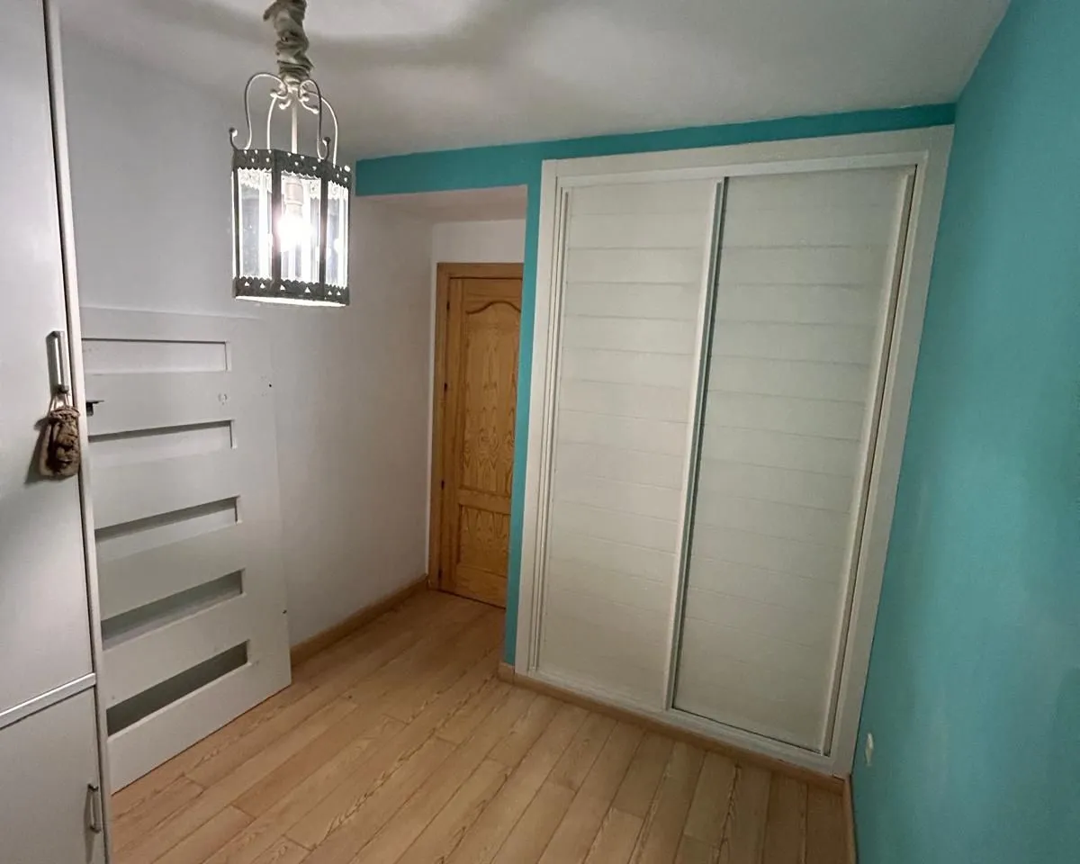 c999fbb1-f561-4dee-b0f7-8cbbbb7d1457