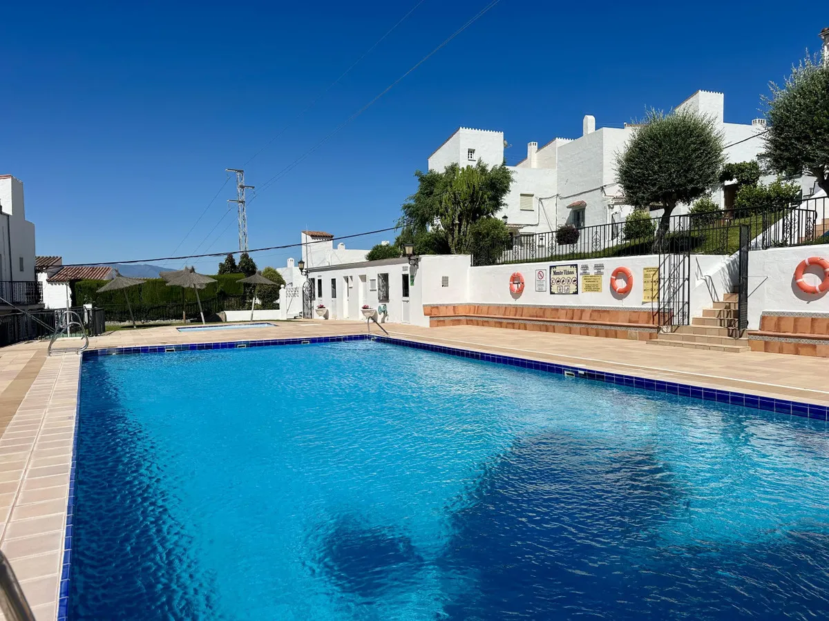 c179d394-b0e4-4937-b4b1-4e135d0b15f9