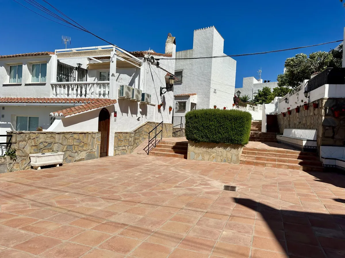 c9da1d79-f09a-4339-a654-e43a5fb89f3e