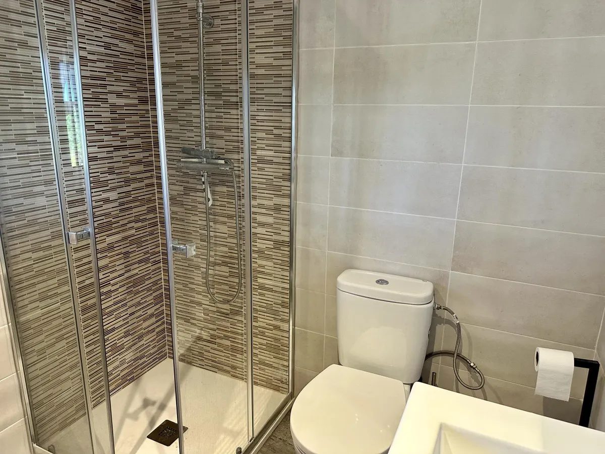 ec1aee30-4e81-40f8-8896-bc36979b4beb