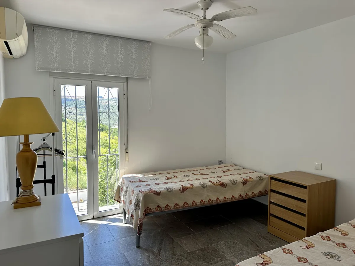 f03c80c2-417e-4132-9d0a-c33f0ffe3675