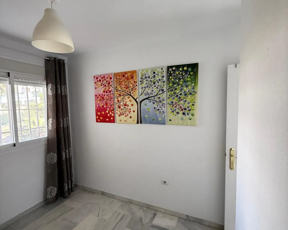 d8676daa-fac0-4843-904f-be484280009e