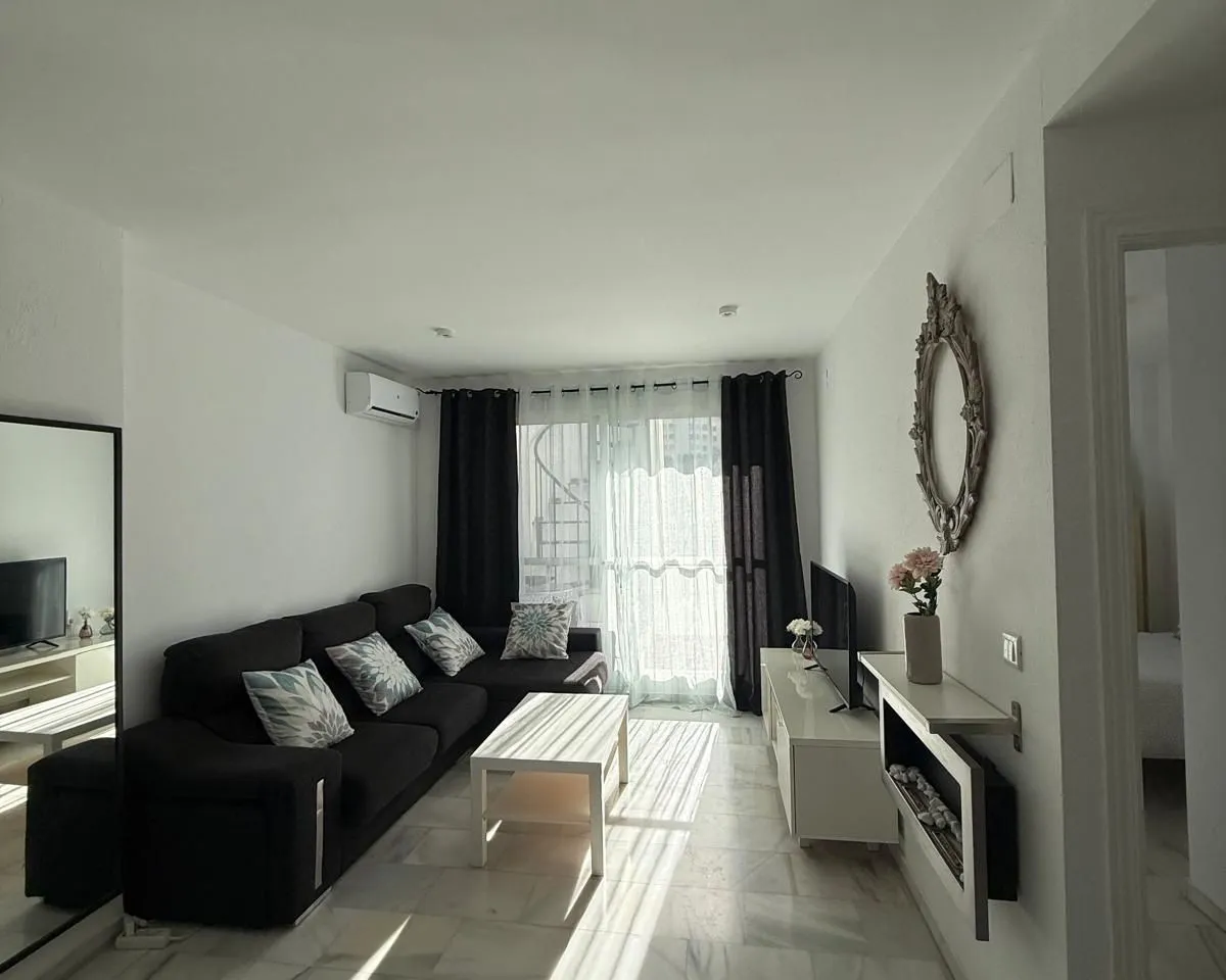 dc5048bc-2aa4-4a44-b7aa-fc154a506da2