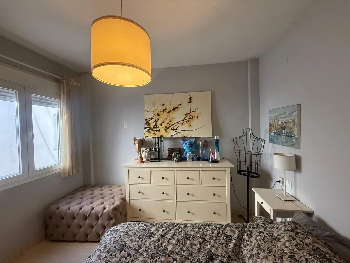 246825bd-939b-442e-a9ee-78c4d3b3b1df